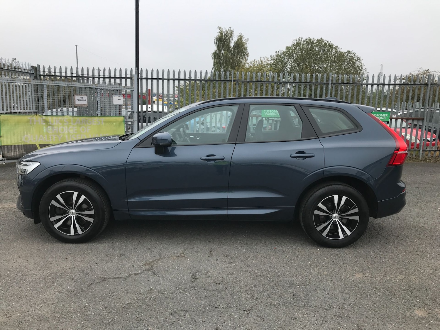 Used Volvo XC60 2023 for sale - 76449573: Photo 8