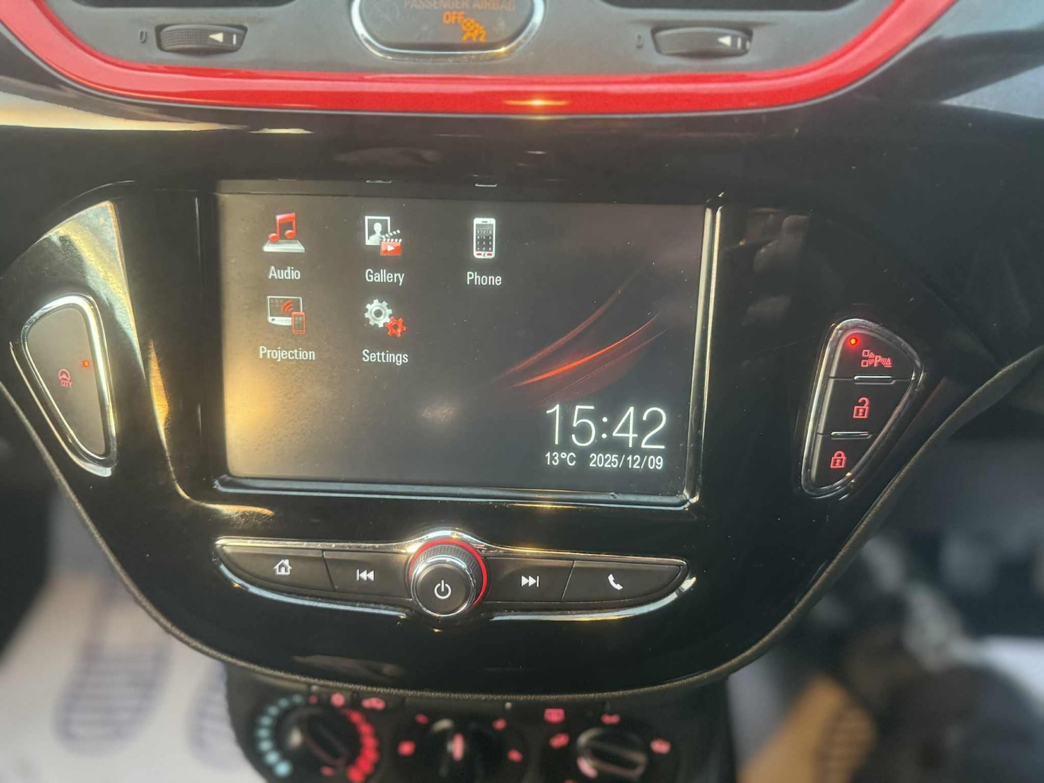 Used Vauxhall Corsa 2016 for sale - 76884657: Photo 14