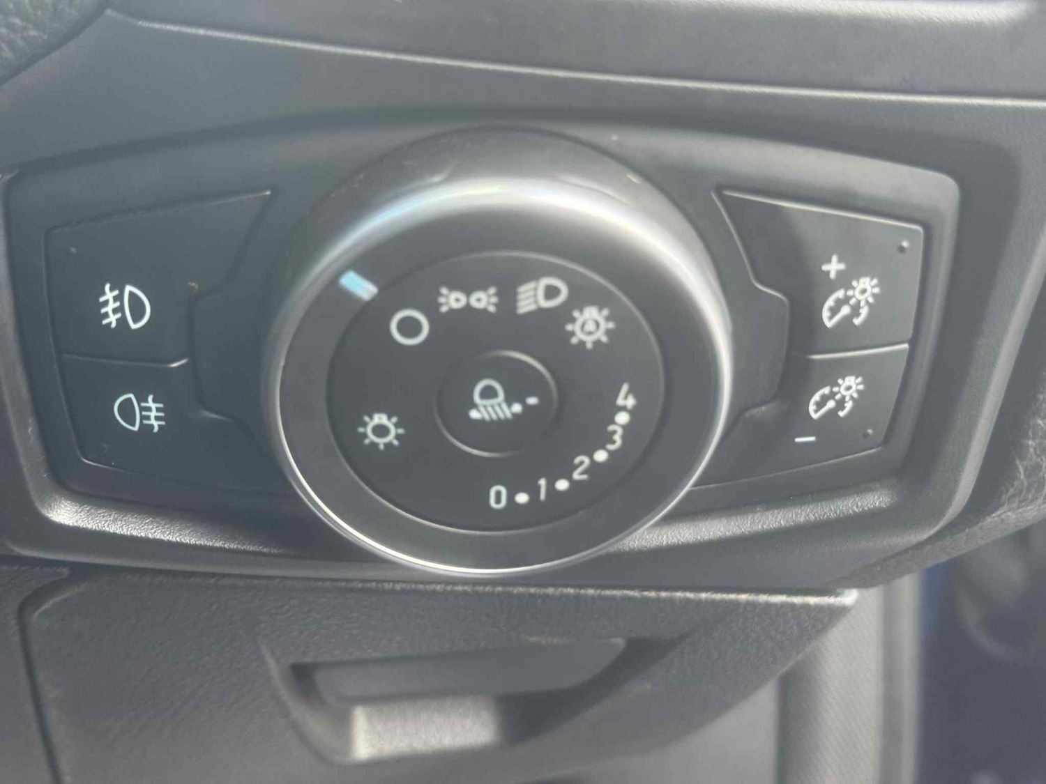 Used Ford Focus 2015 for sale - 77237203: Photo 23