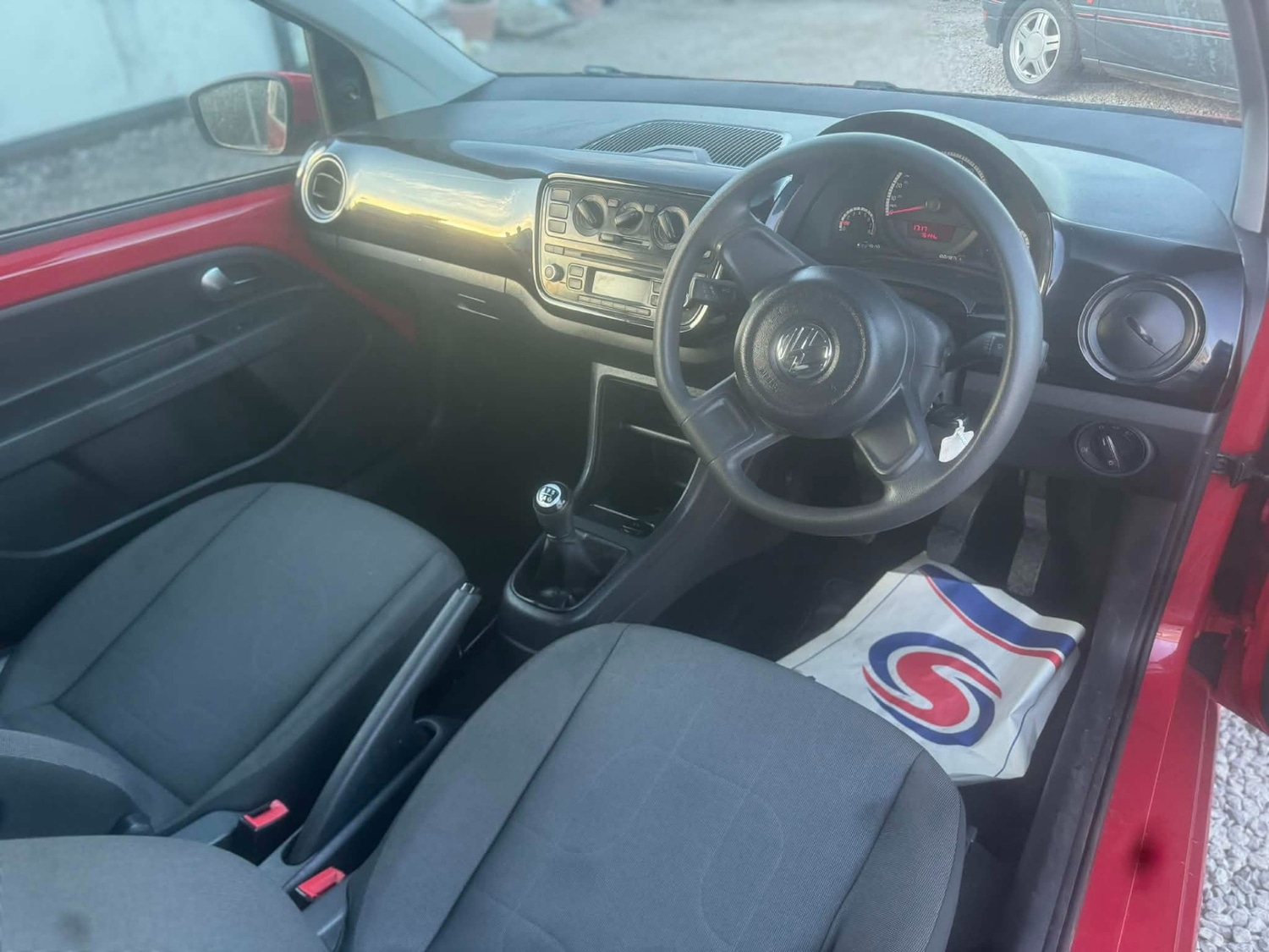 Used Volkswagen up! 2014 for sale - 77921466: Photo 11