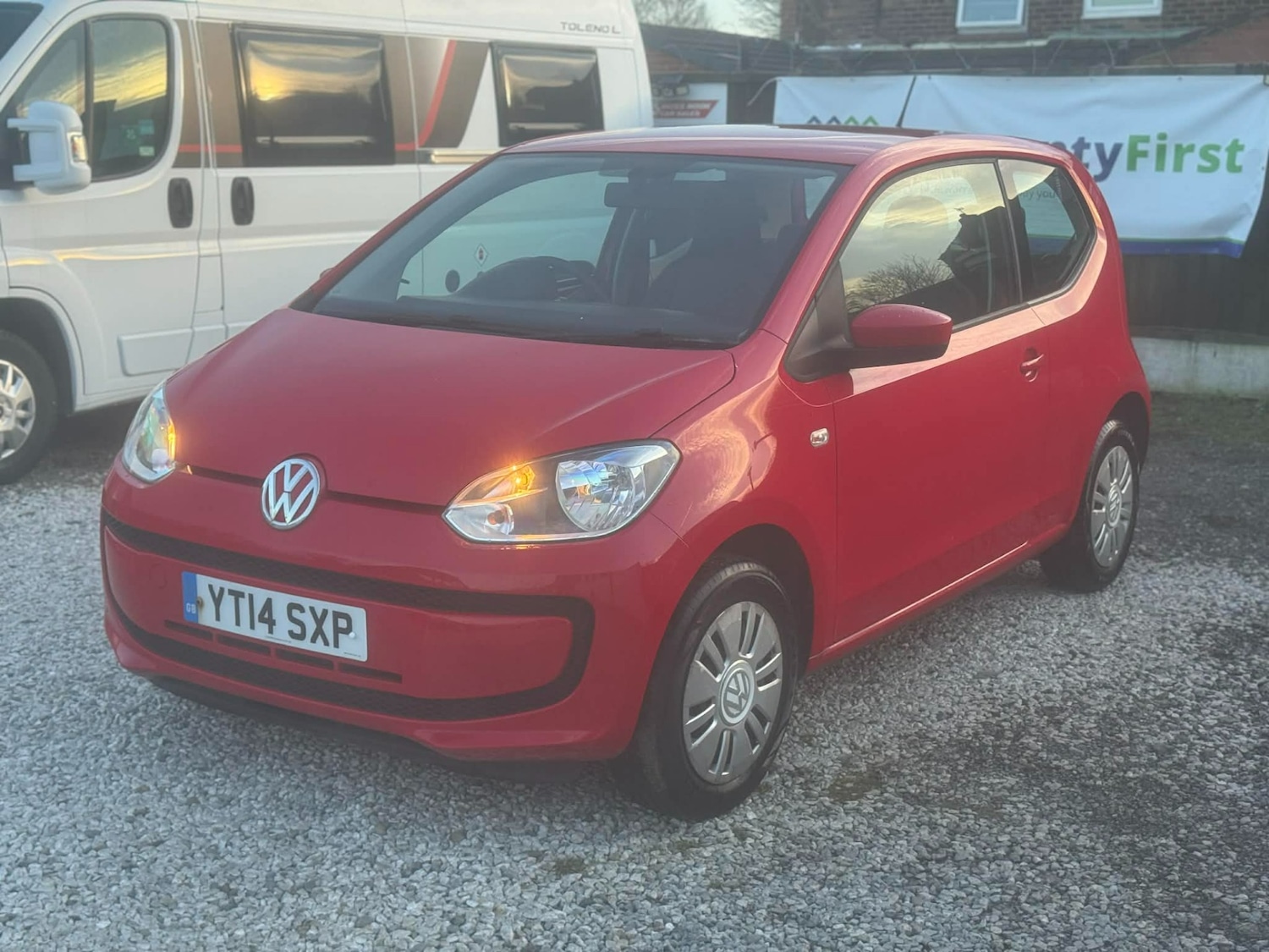 Used Volkswagen up! 2014 for sale - 77921466: Photo 4