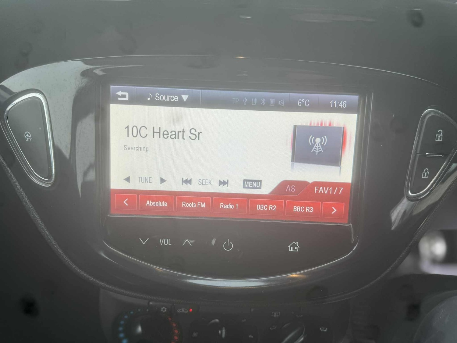 Used Vauxhall Corsa 2015 for sale - 77438731: Photo 14