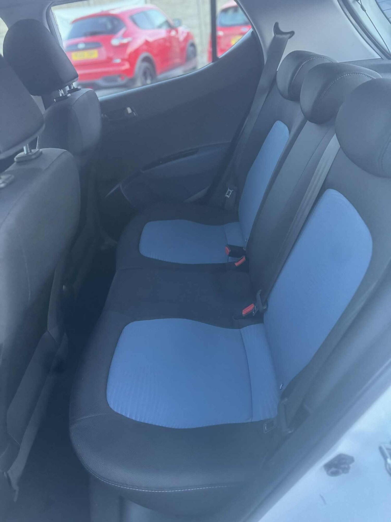 Used Hyundai i10 2015 for sale - 77137529: Photo 11