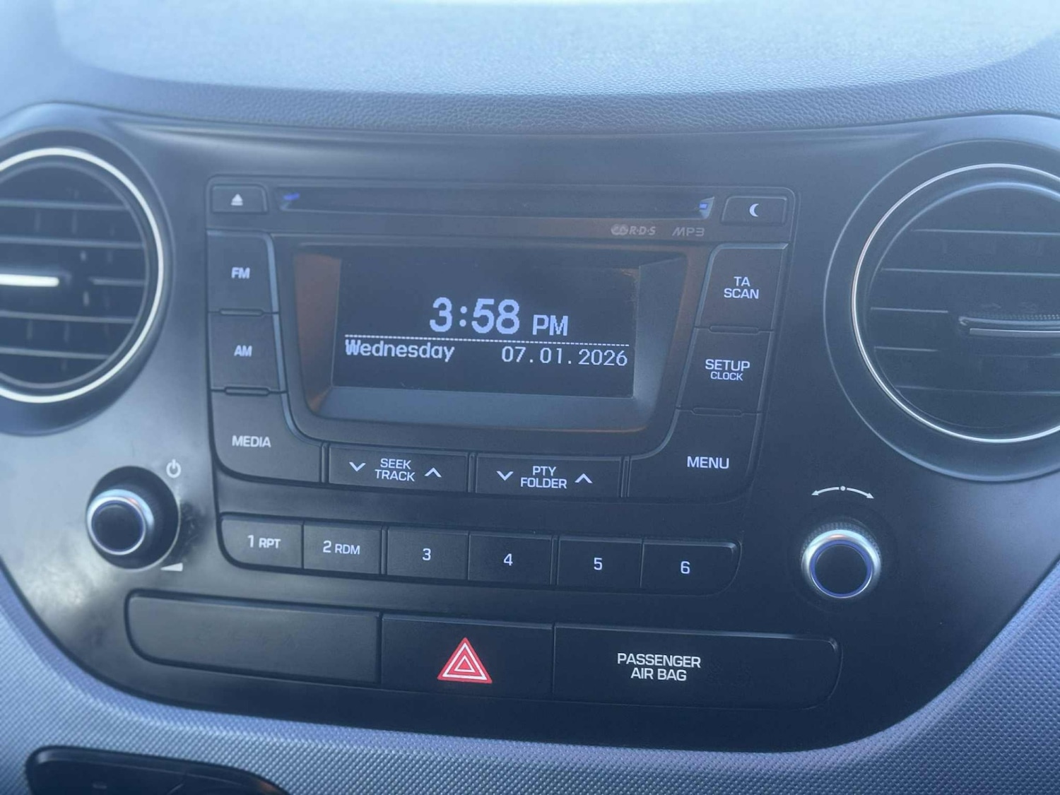 Used Hyundai i10 2015 for sale - 77137529: Photo 13