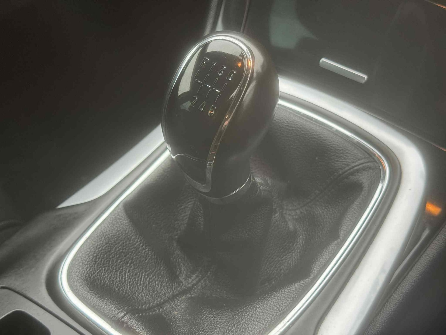 Used Vauxhall Insignia 2015 for sale - 77289569: Photo 23