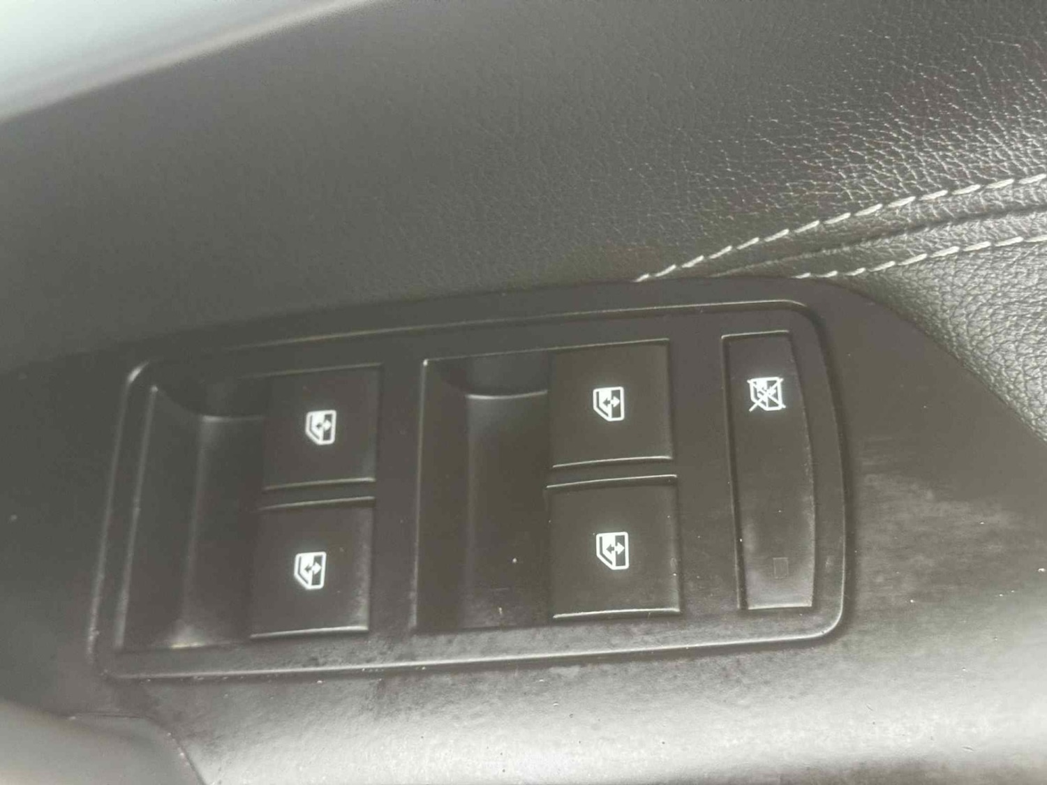 Used Vauxhall Insignia 2015 for sale - 77289569: Photo 28