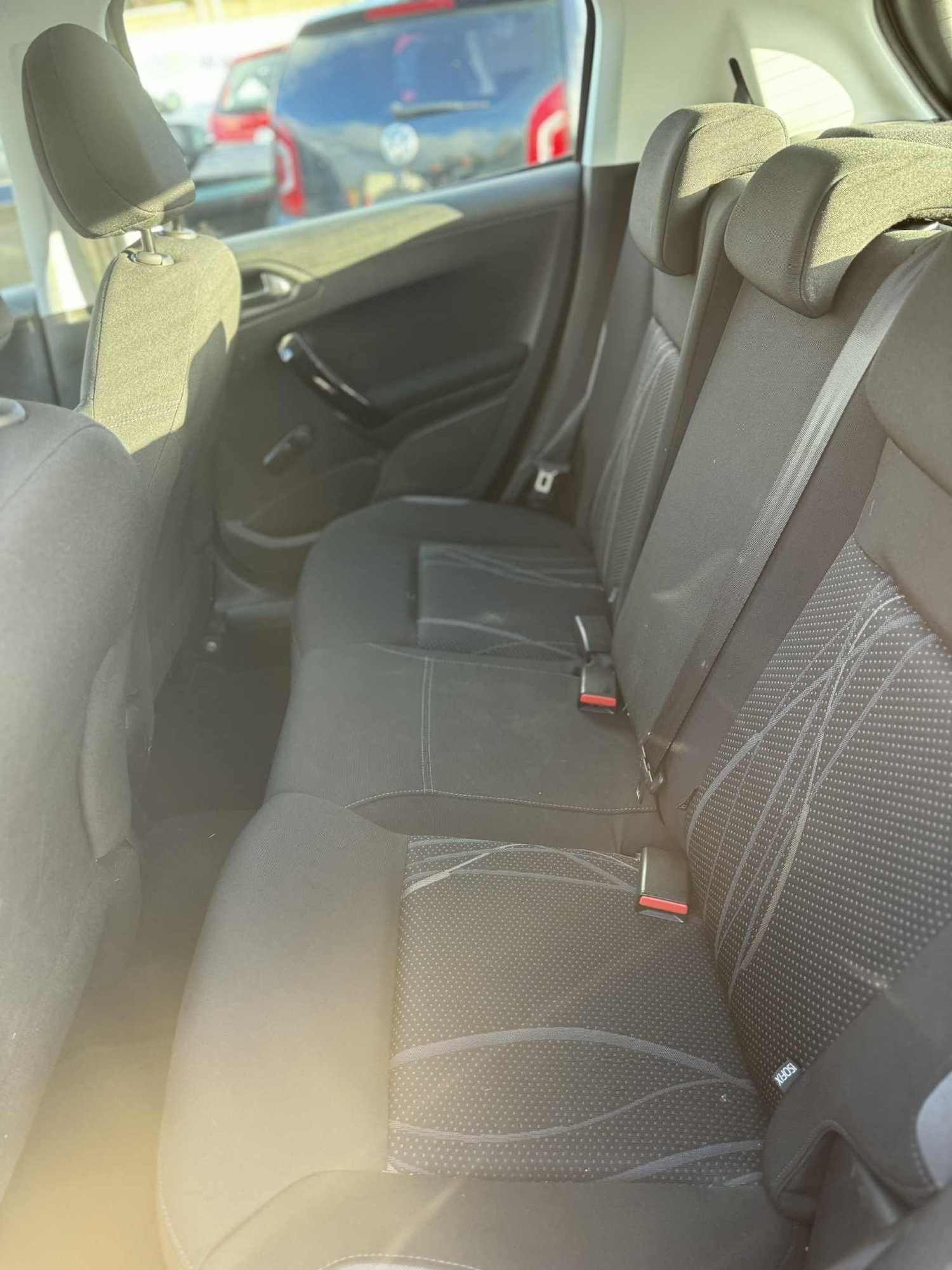 Used Peugeot 208 2013 for sale - 76387553: Photo 10