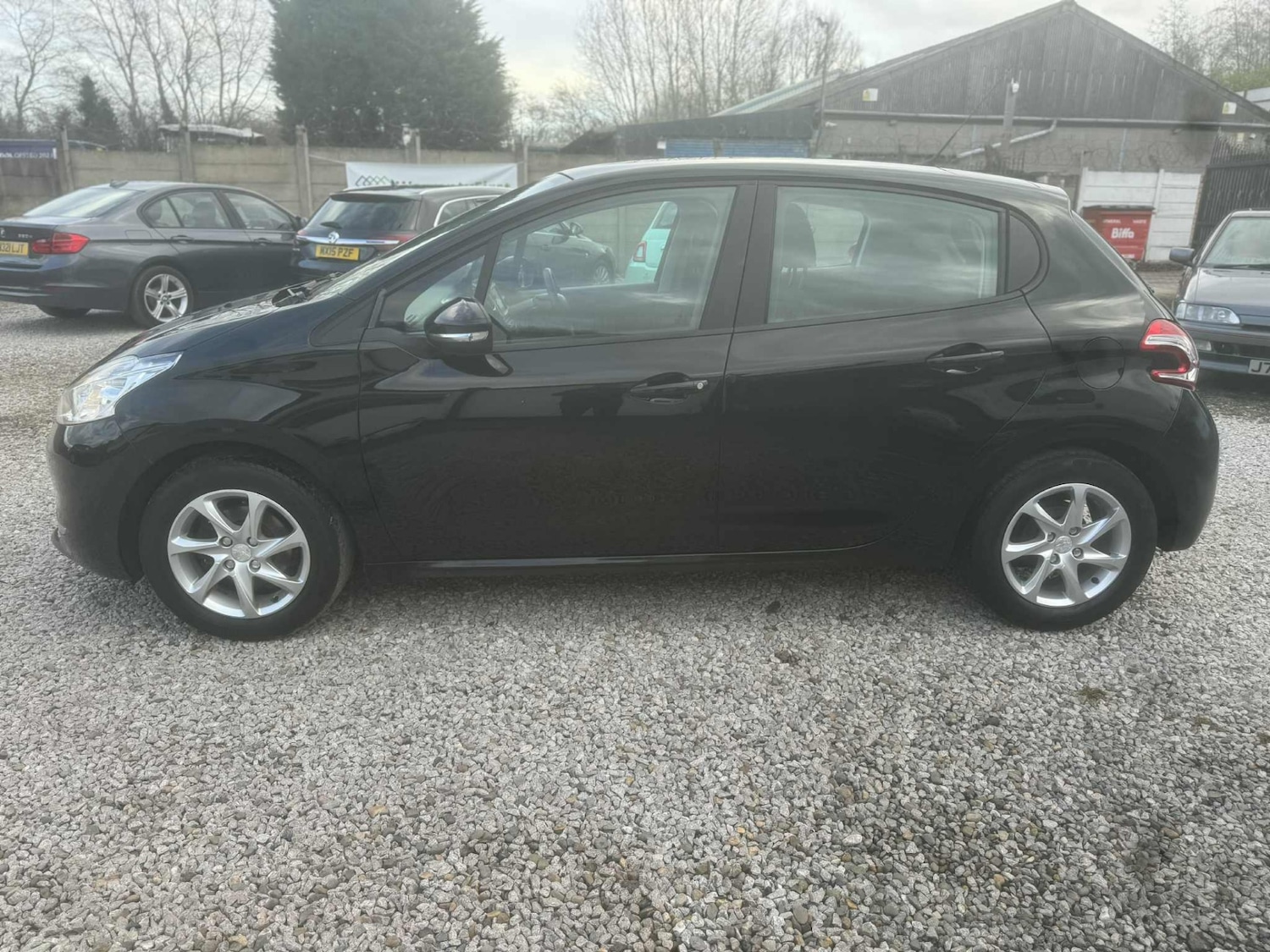 Used Peugeot 208 2013 for sale - 77314195: Photo 5