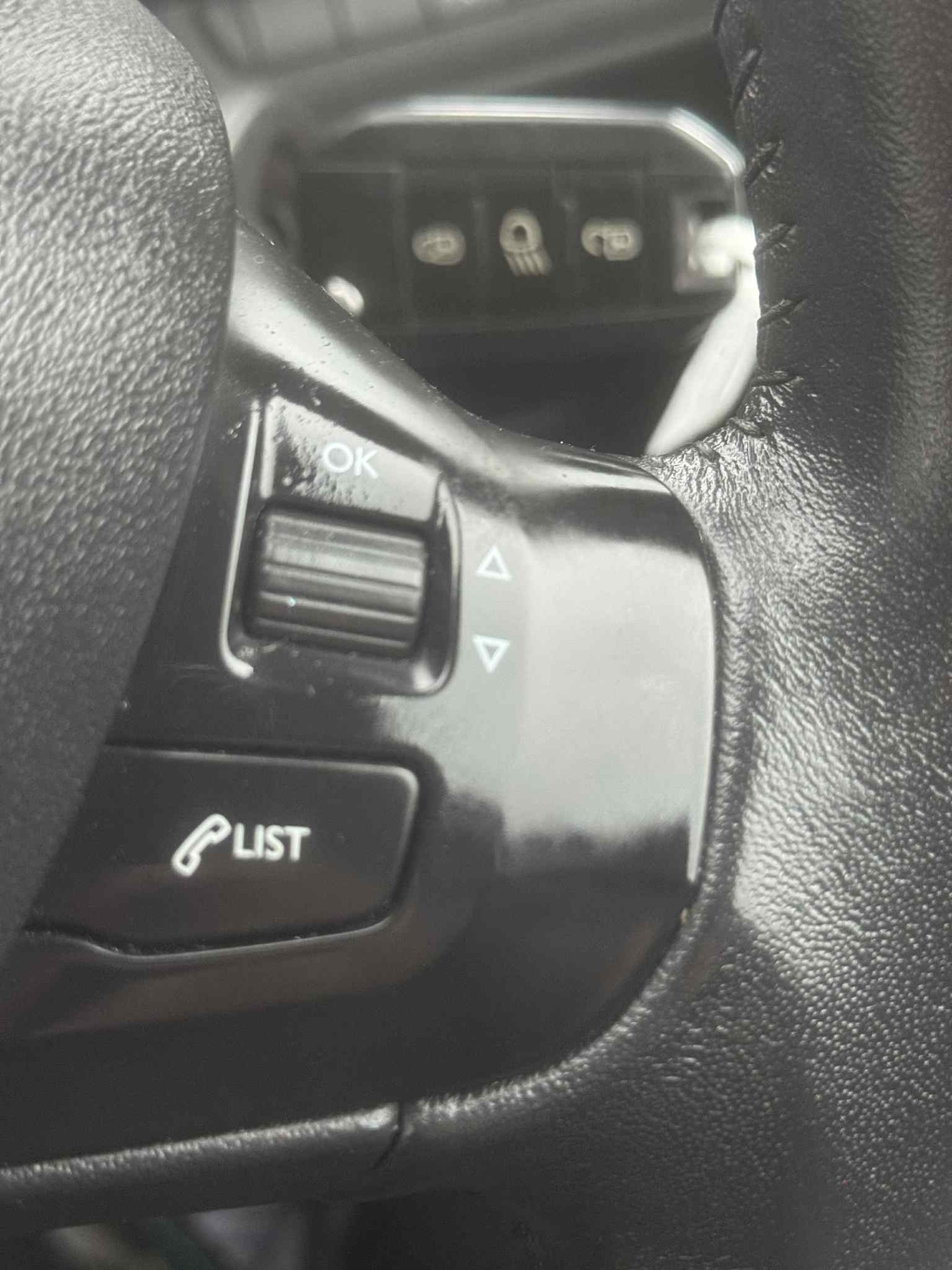 Used Peugeot 208 2014 for sale - 76986754: Photo 18