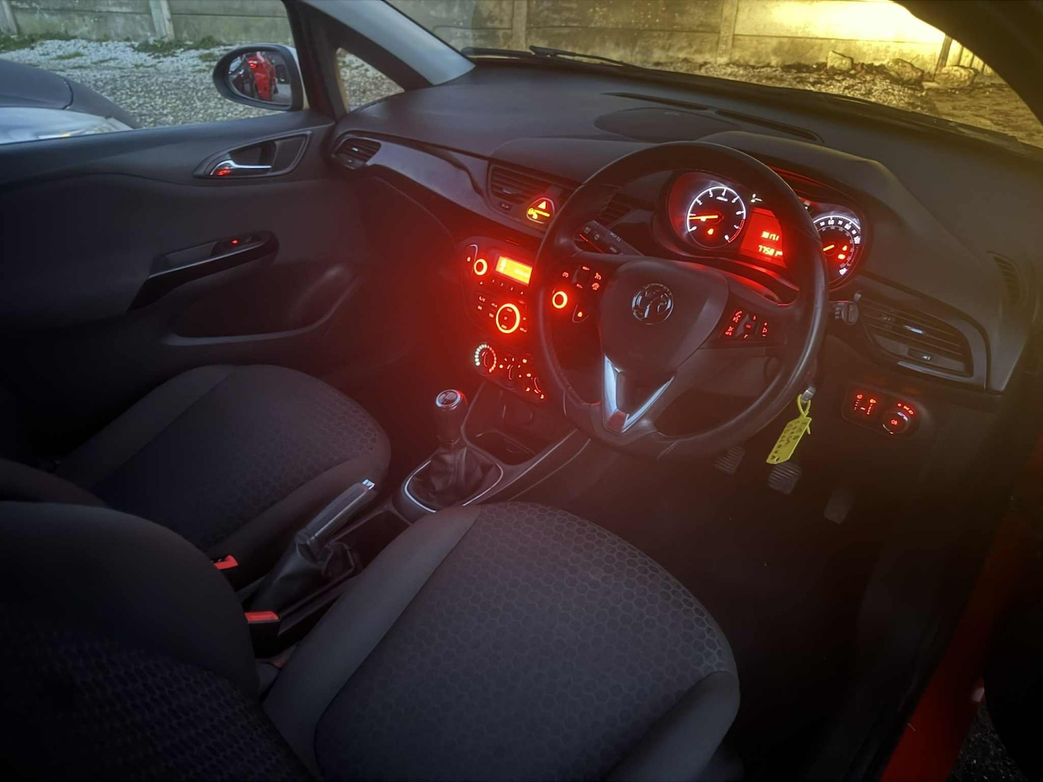 Used Vauxhall Corsa 2016 for sale - 77007894: Photo 6