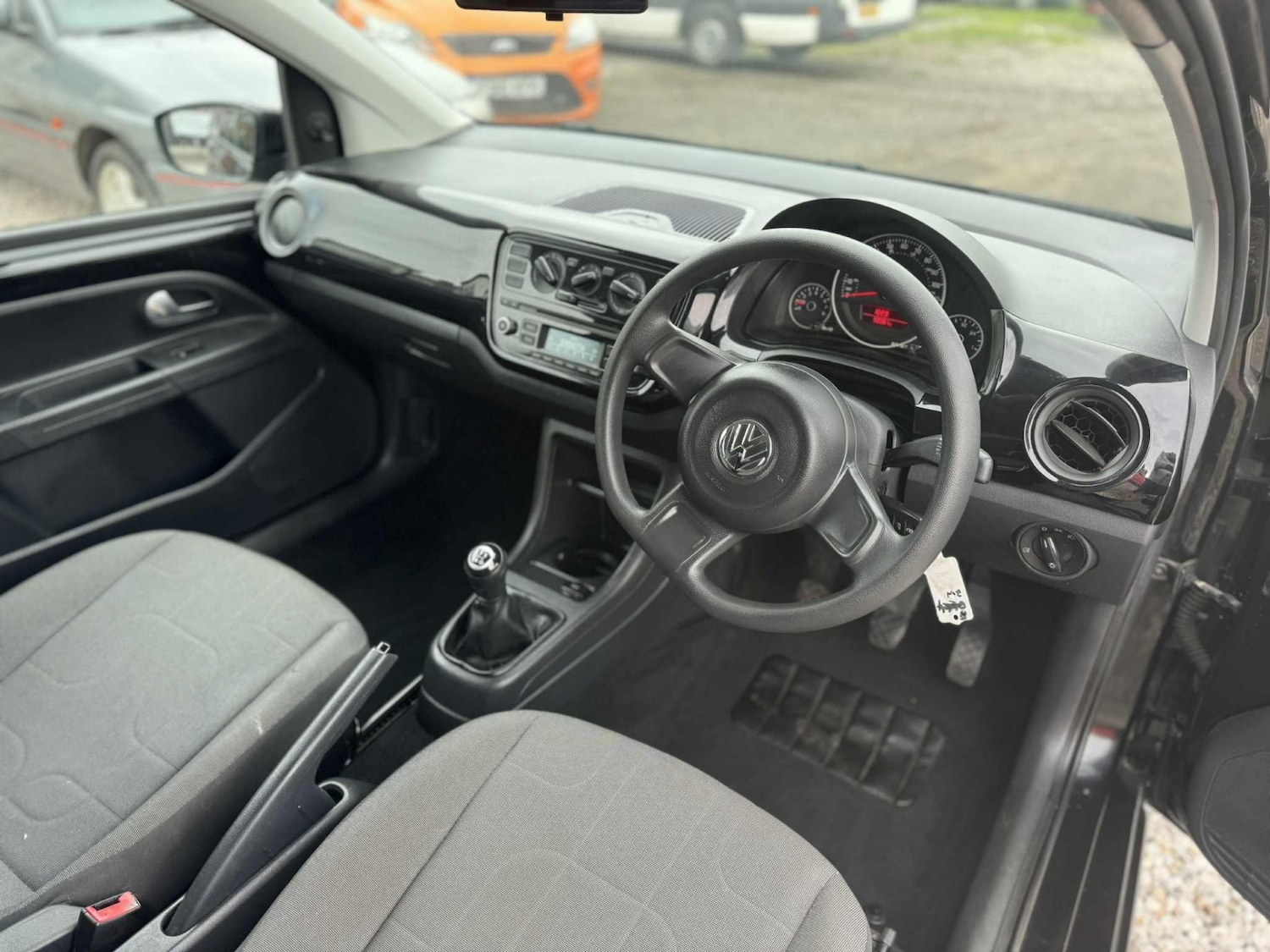 Used Volkswagen up! 2012 for sale - 76237477: Photo 10