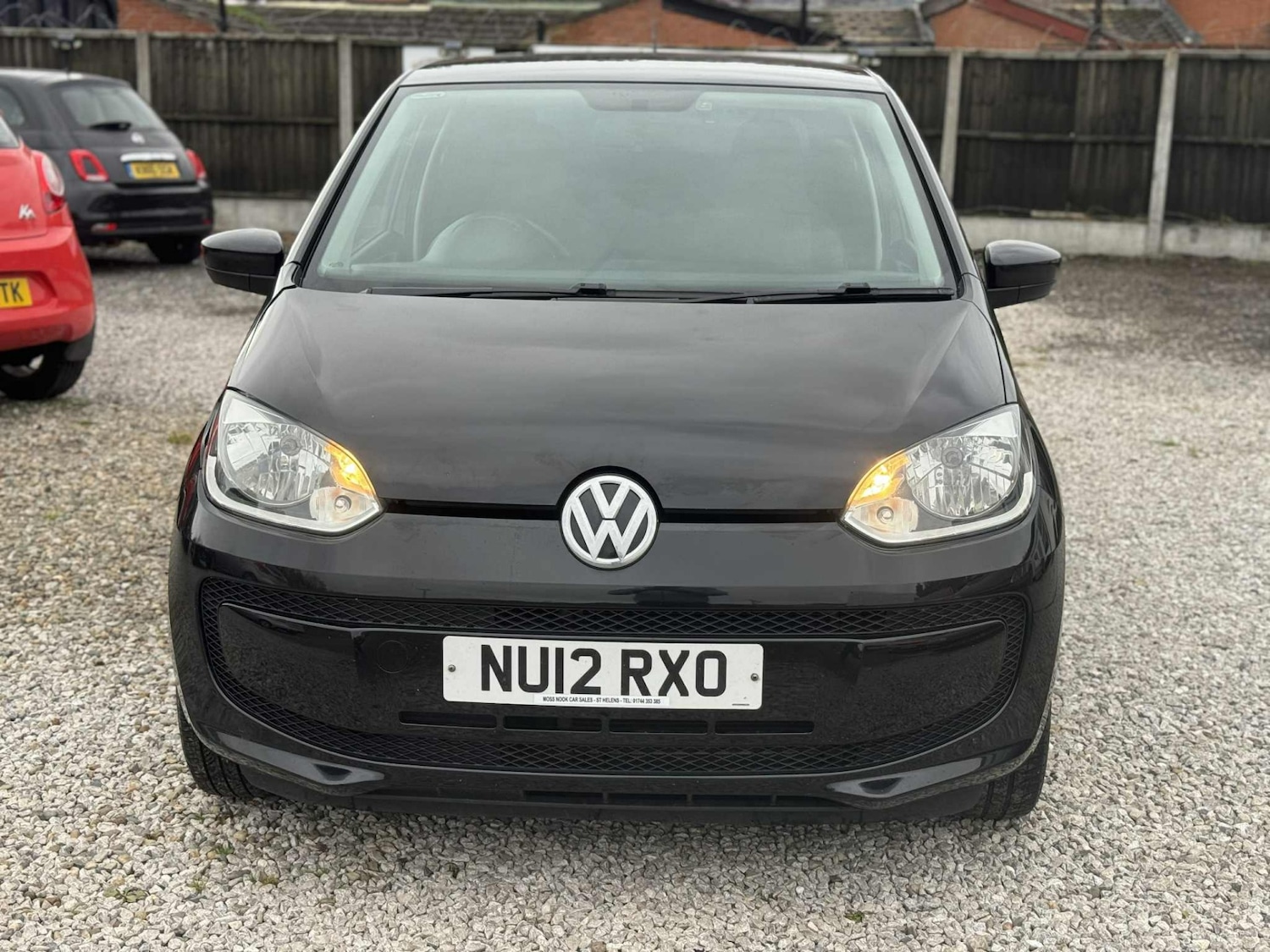 Used Volkswagen up! 2012 for sale - 76237477: Photo 3