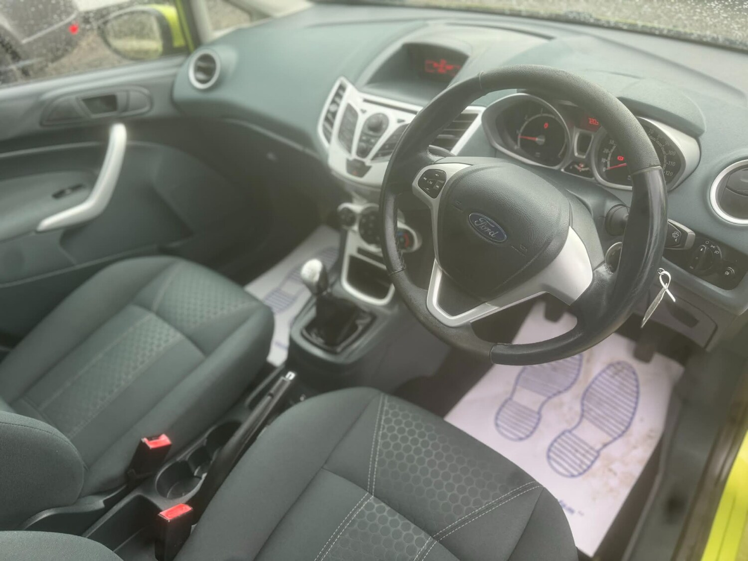 Used Ford Fiesta 2010 for sale - 77622592: Photo 10