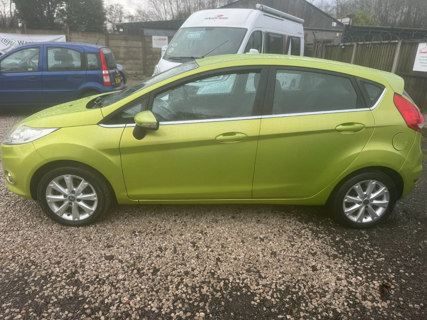 Used Ford Fiesta 2010 for sale - 77622592: Photo 5