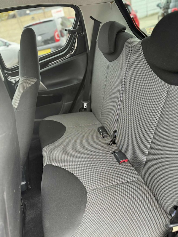Used Toyota AYGO 2014 for sale - 76313373: Photo 11