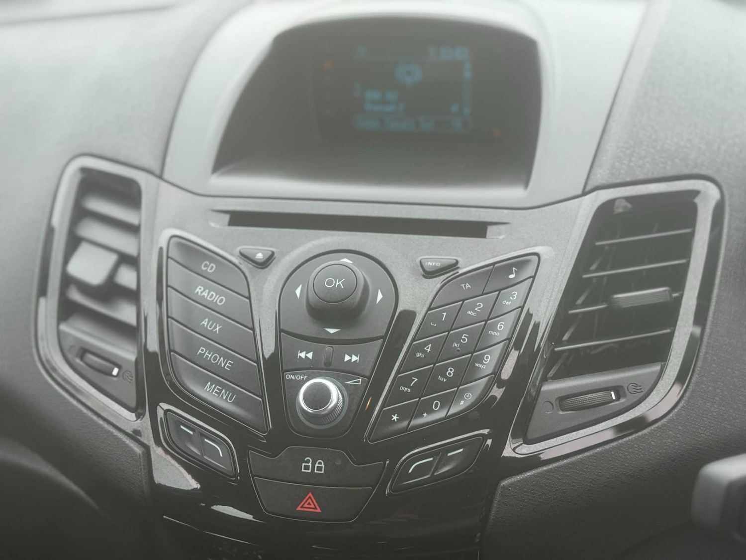 Used Ford Fiesta 2014 for sale - 77790336: Photo 19