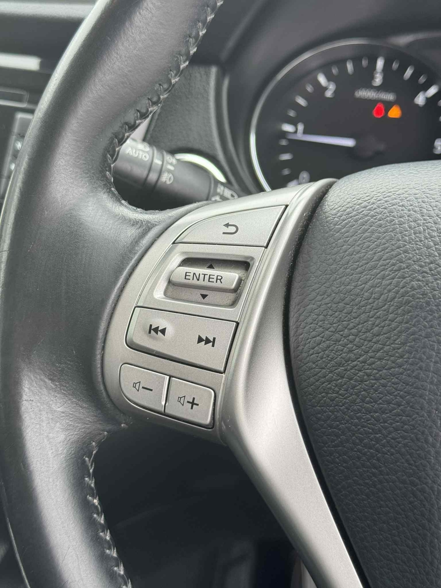 Used Nissan Qashqai 2016 for sale - 76250795: Photo 22