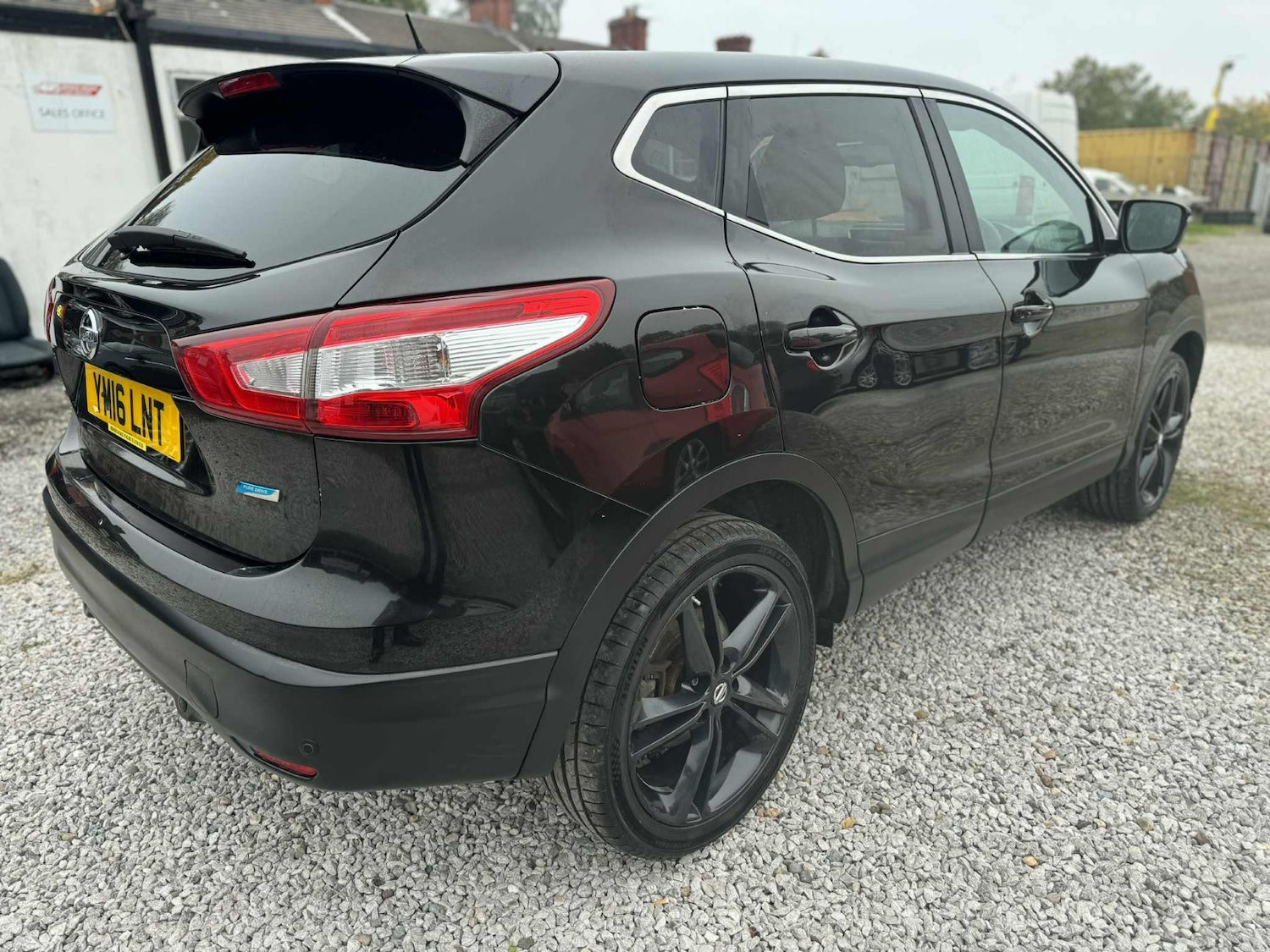 Used Nissan Qashqai 2016 for sale - 76250795: Photo 8