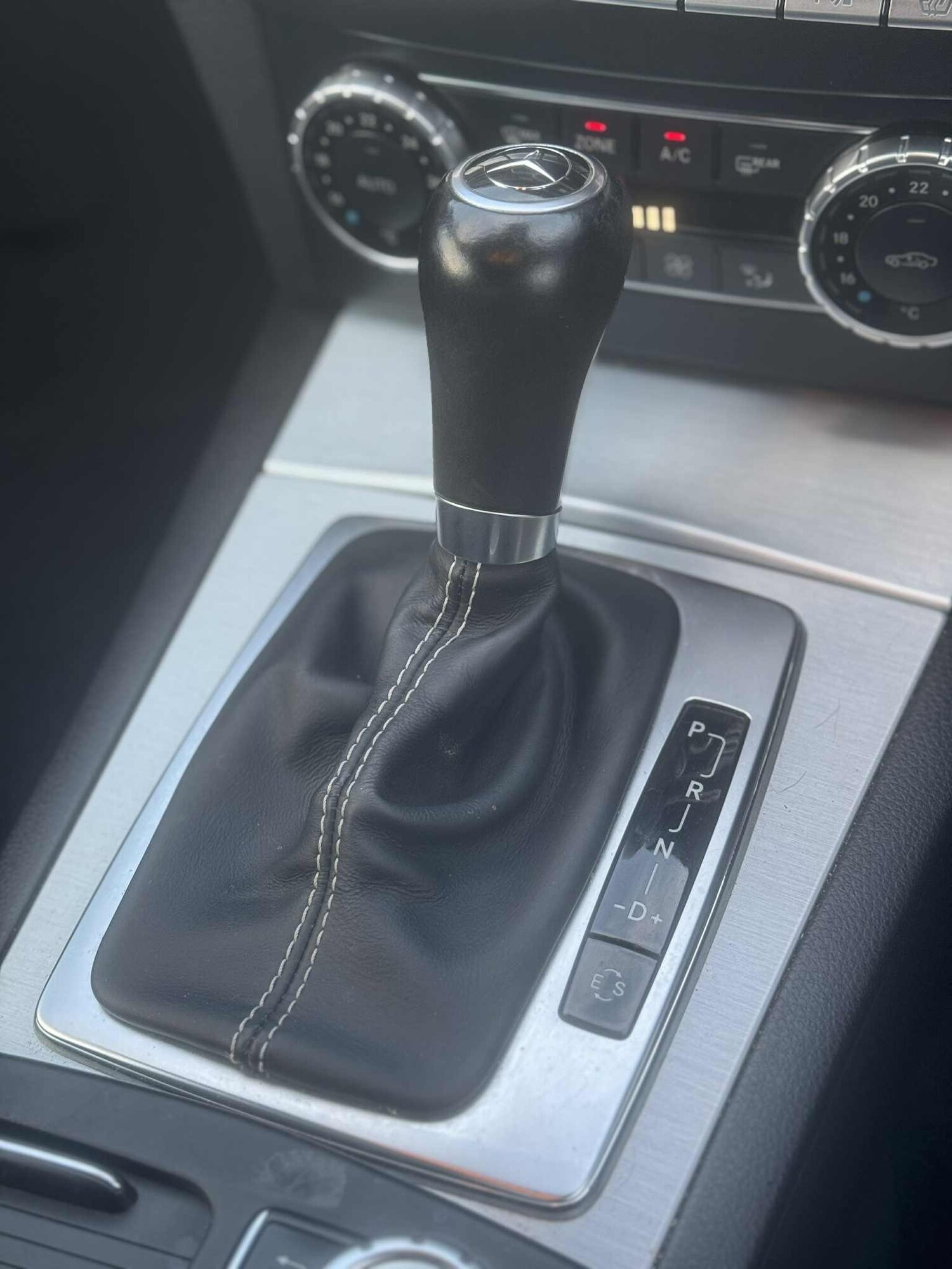 Used Mercedes-Benz C Class 2014 for sale - 77084242: Photo 20