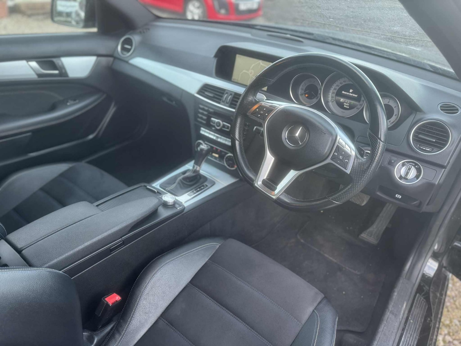 Used Mercedes-Benz C Class 2014 for sale - 77084242: Photo 9