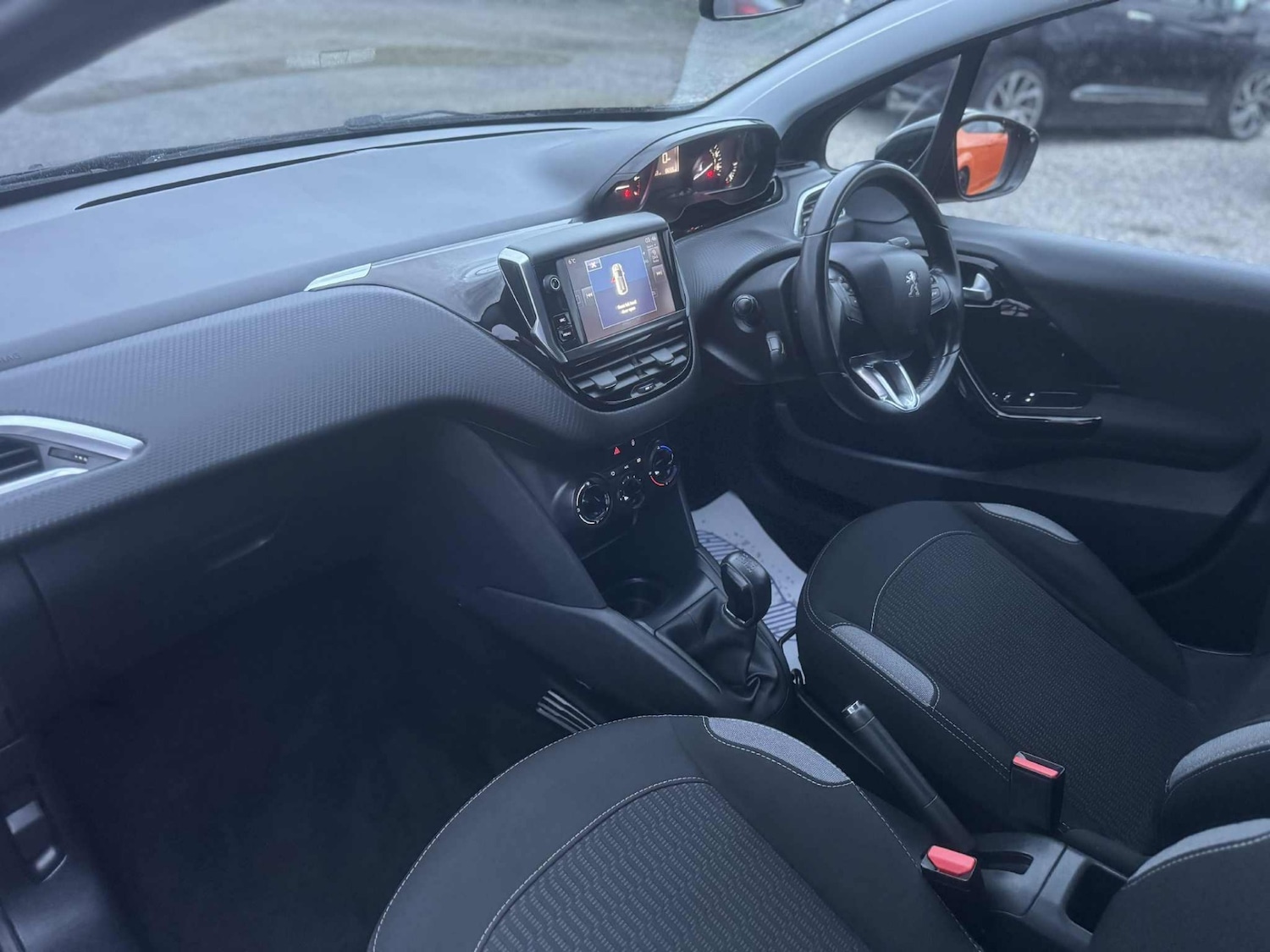 Used Peugeot 208 2016 for sale - 76751656: Photo 10