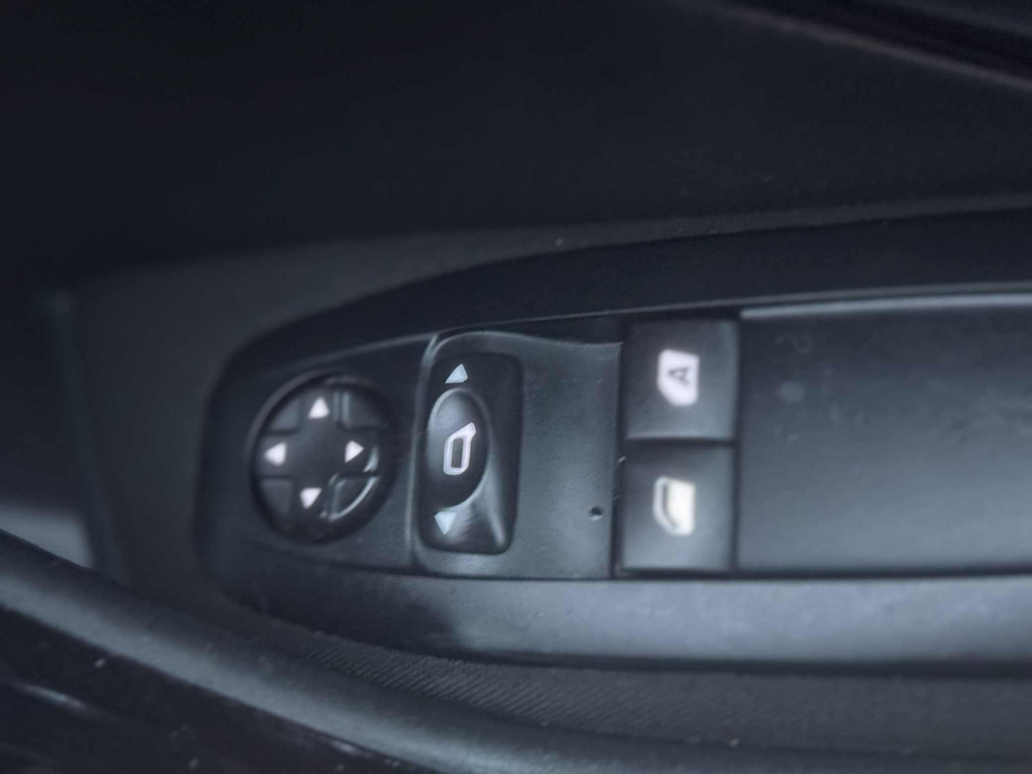 Used Peugeot 208 2016 for sale - 76751656: Photo 19