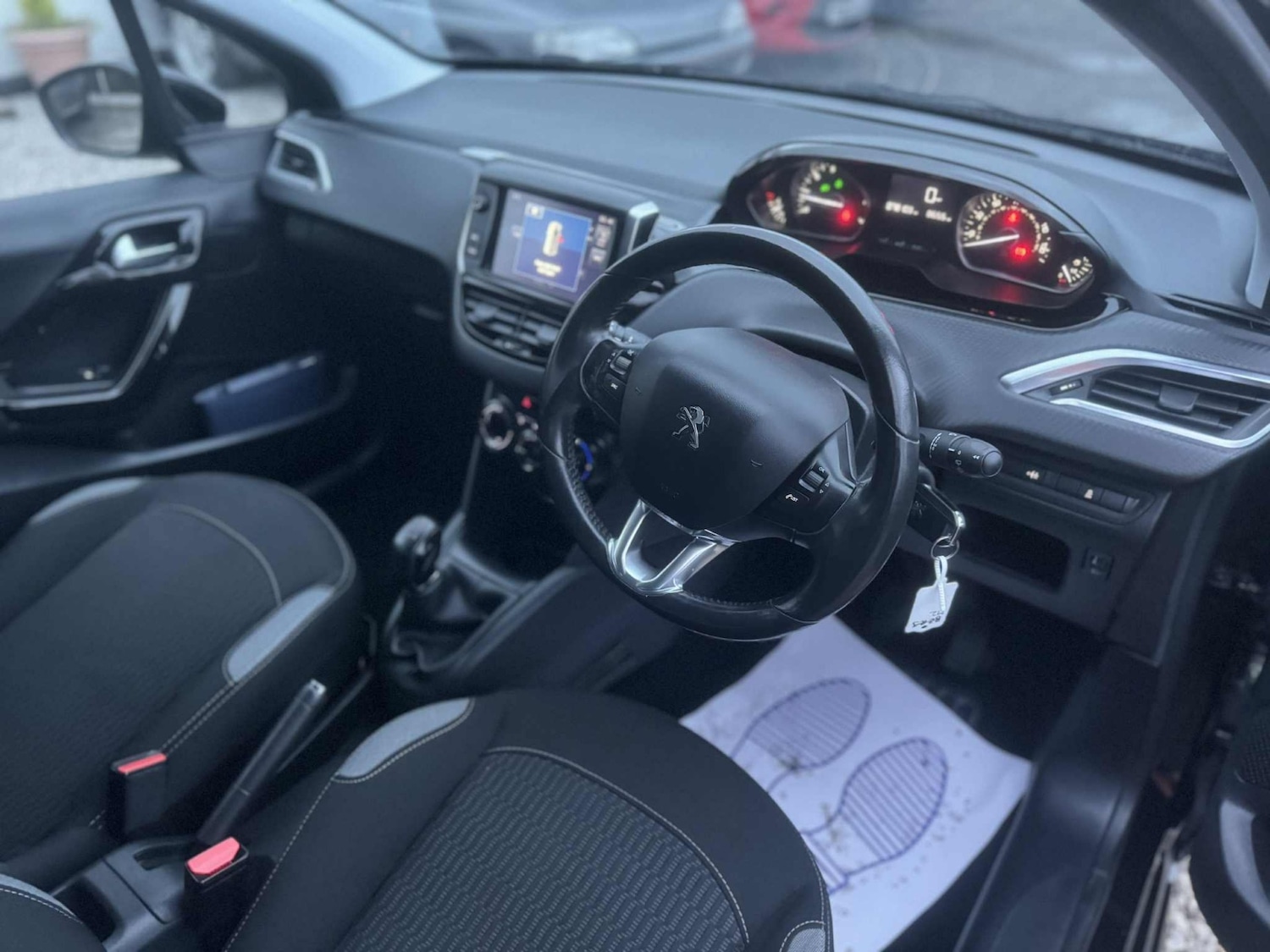 Used Peugeot 208 2016 for sale - 76751656: Photo 9