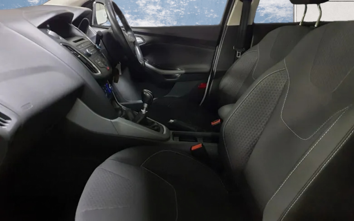 Used Ford Focus 2015 for sale - 77837222: Photo 7