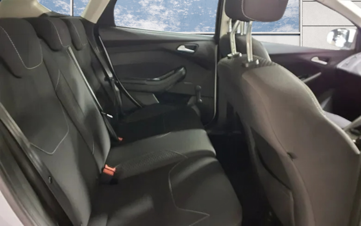 Used Ford Focus 2015 for sale - 77837222: Photo 8