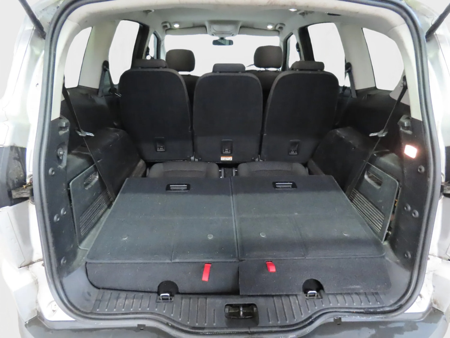 Used Ford S-Max 2012 for sale - 76972299: Photo 12