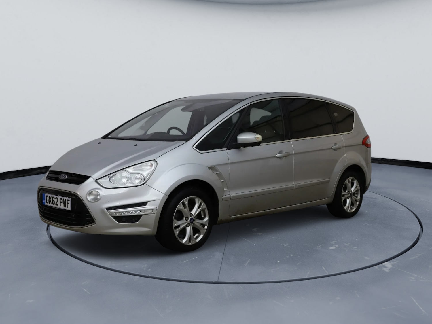 Used Ford S-Max 2012 for sale - 76972299: Photo 4