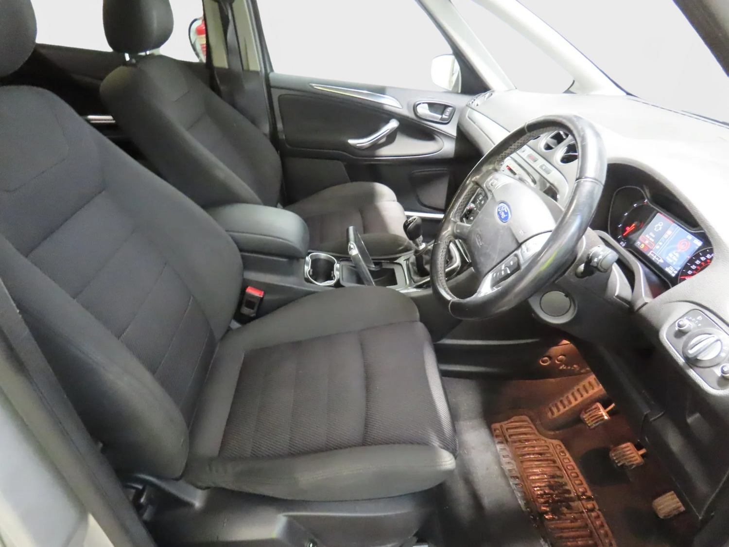Used Ford S-Max 2012 for sale - 76972299: Photo 8