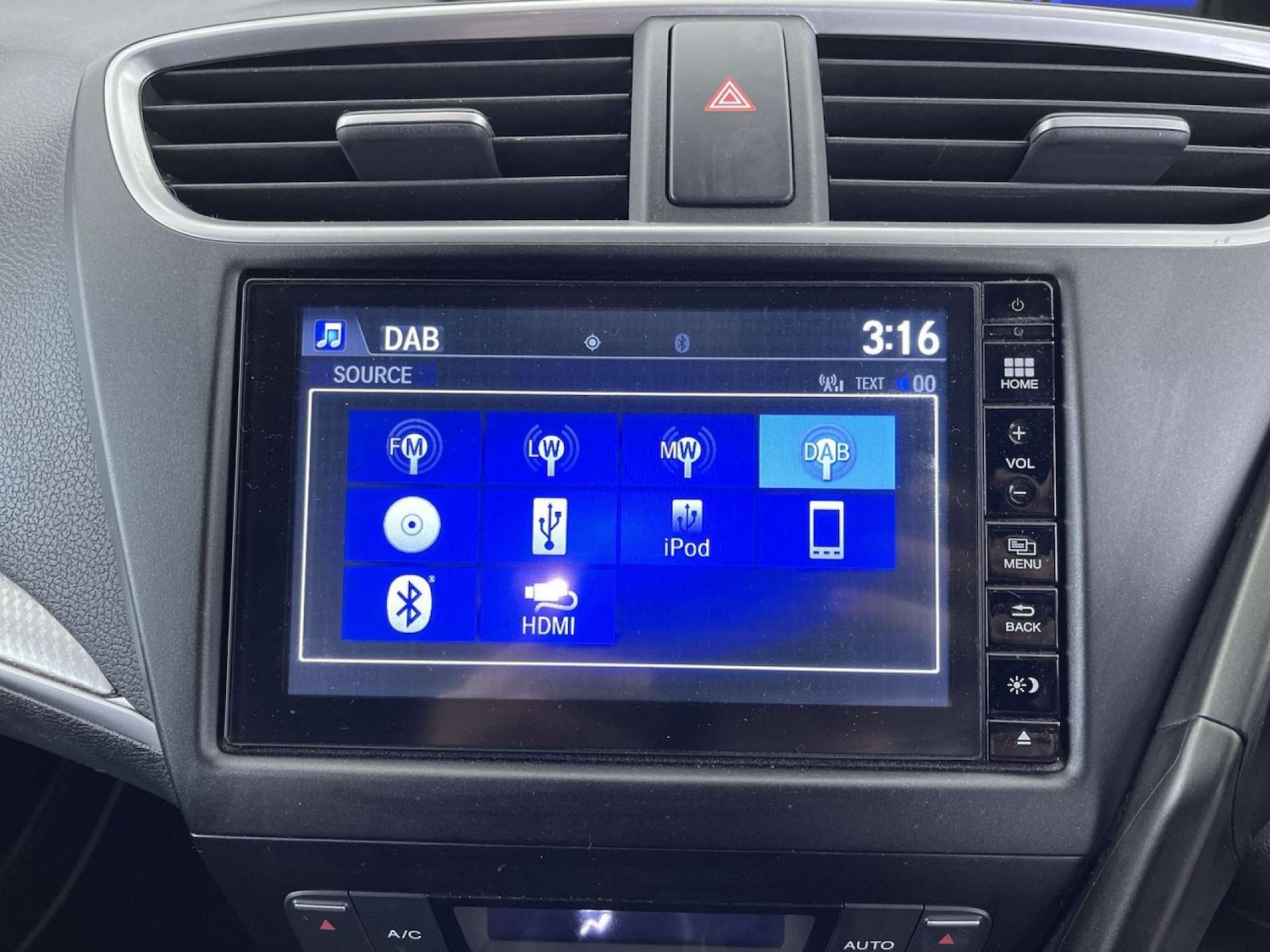 Used Honda Civic 2016 for sale - 76038493: Photo 41