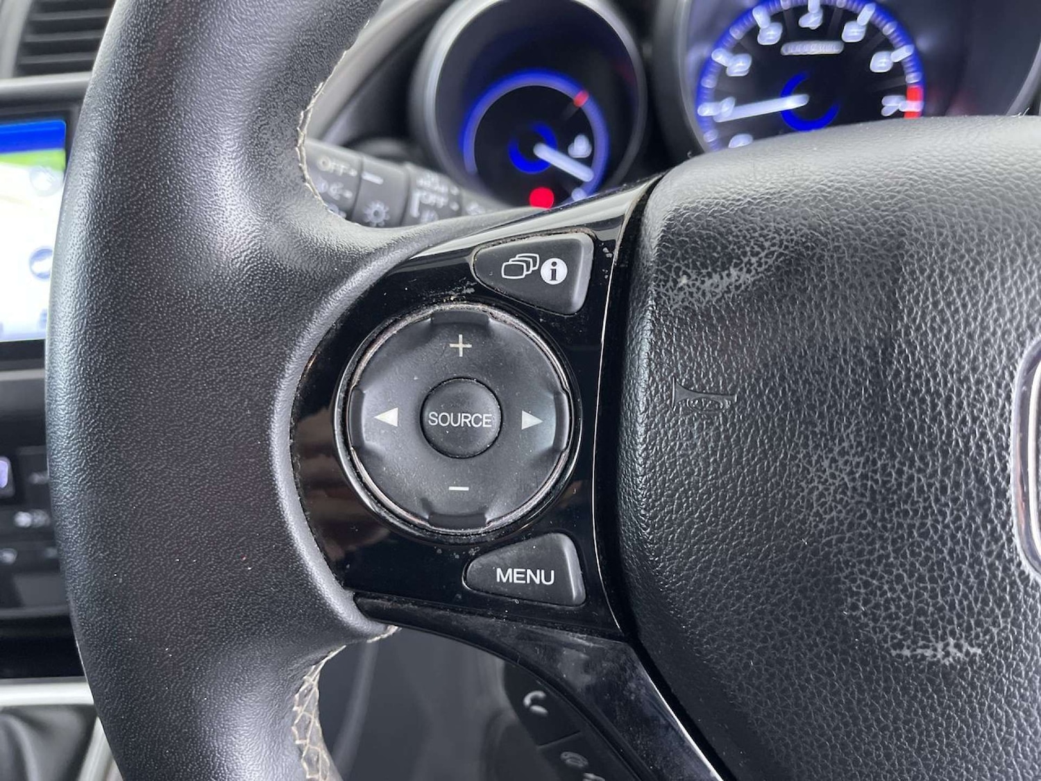 Used Honda Civic 2016 for sale - 76038493: Photo 50