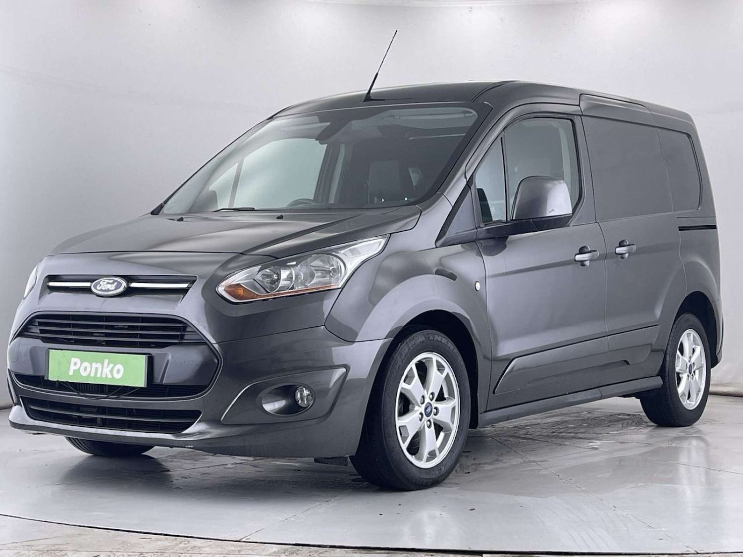Used Ford Transit Connect 2015 for sale - 76611730: Photo 4