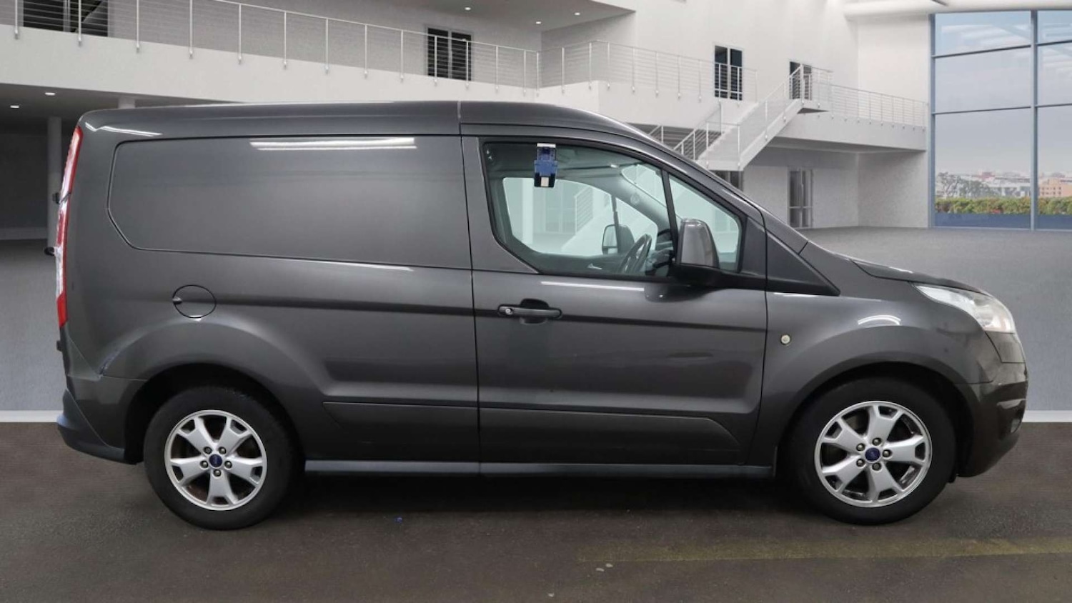 Used Ford Transit Connect 2015 for sale - 76611730: Photo 5