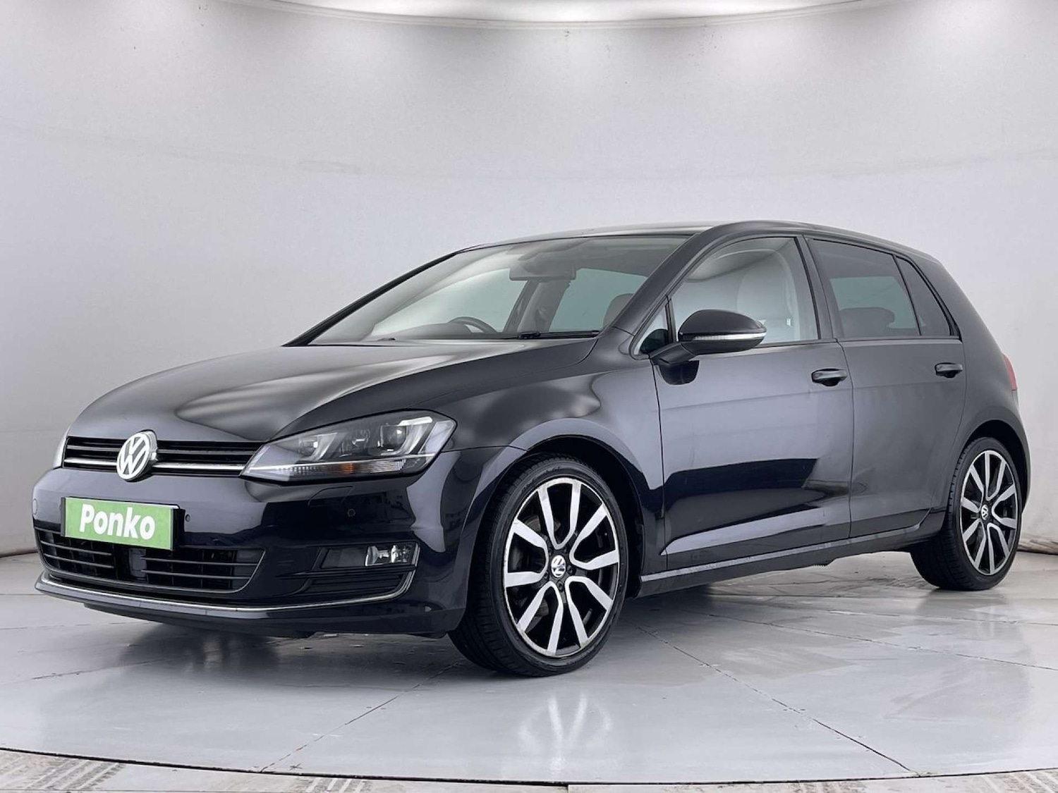 Used Volkswagen Golf 2015 for sale - 76602017: Photo 4
