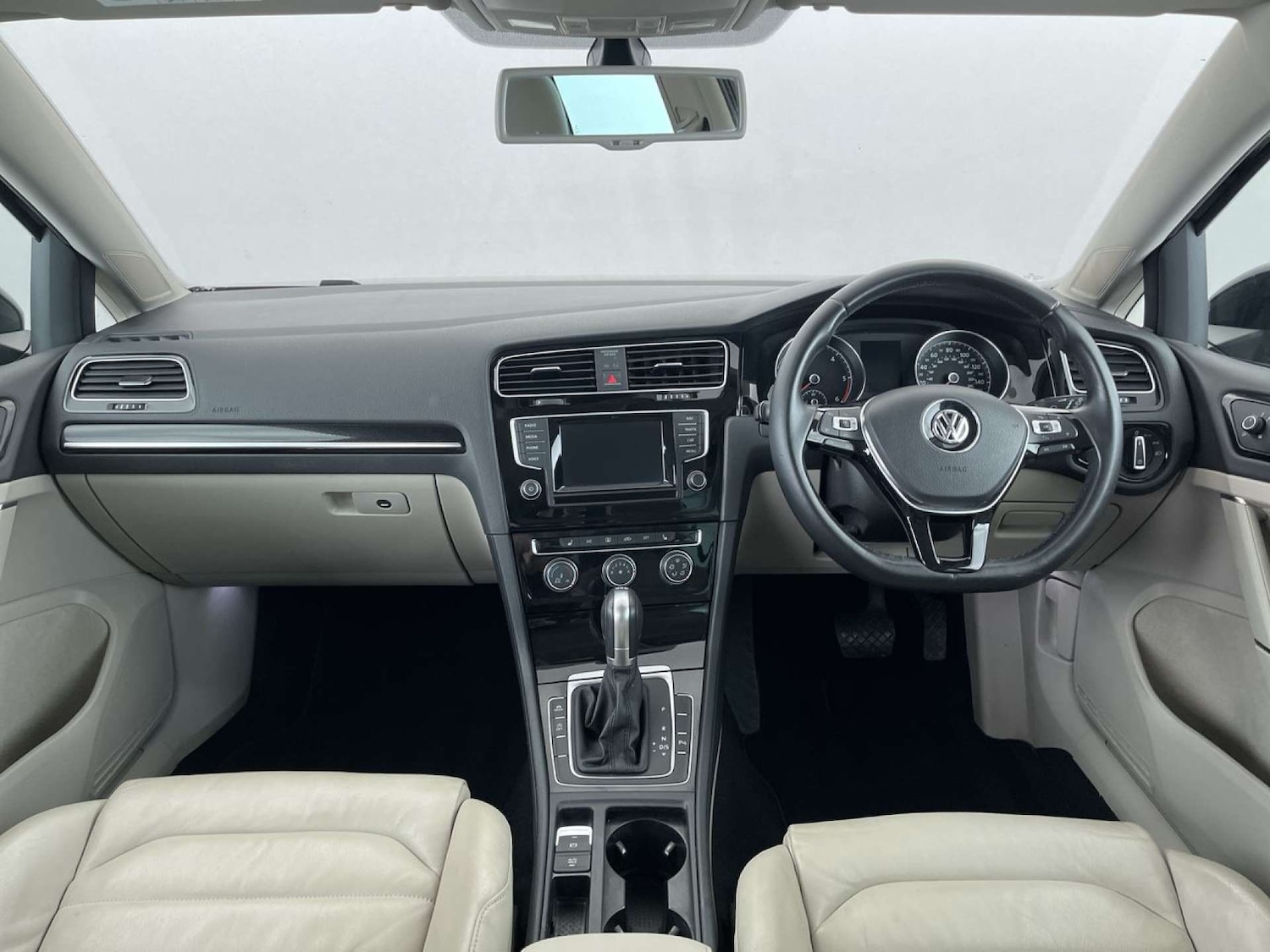 Used Volkswagen Golf 2015 for sale - 76602017: Photo 8