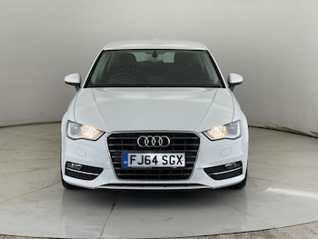 Used Audi A3 2014 for sale - 76319715: Photo 2