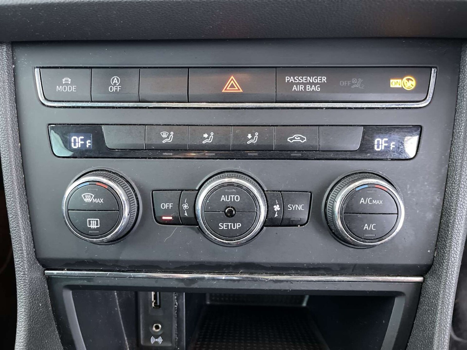 Used SEAT Leon 2016 for sale - 75958859: Photo 44