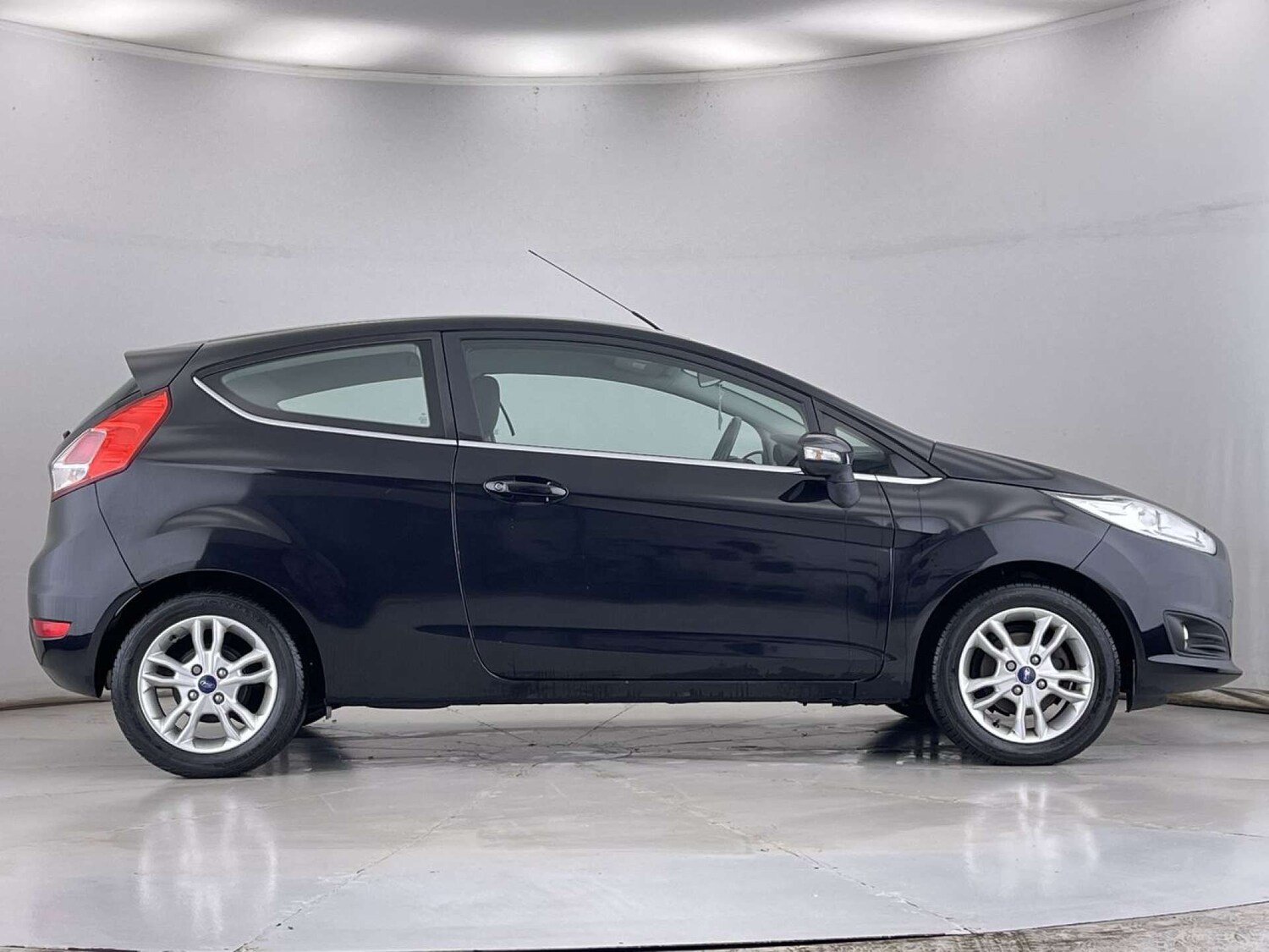 Used Ford Fiesta 2015 for sale - 76834645: Photo 15