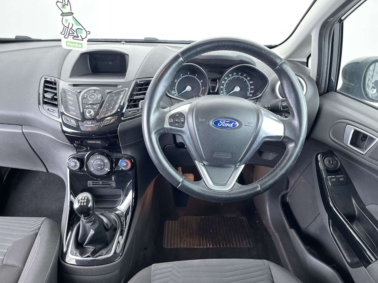 Used Ford Fiesta 2015 for sale - 76834645: Photo 32