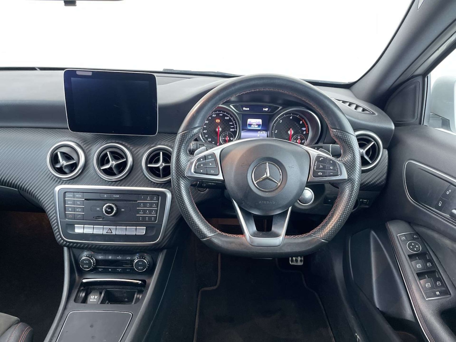 Used Mercedes-Benz A-Class 2017 for sale - 76477413: Photo 35