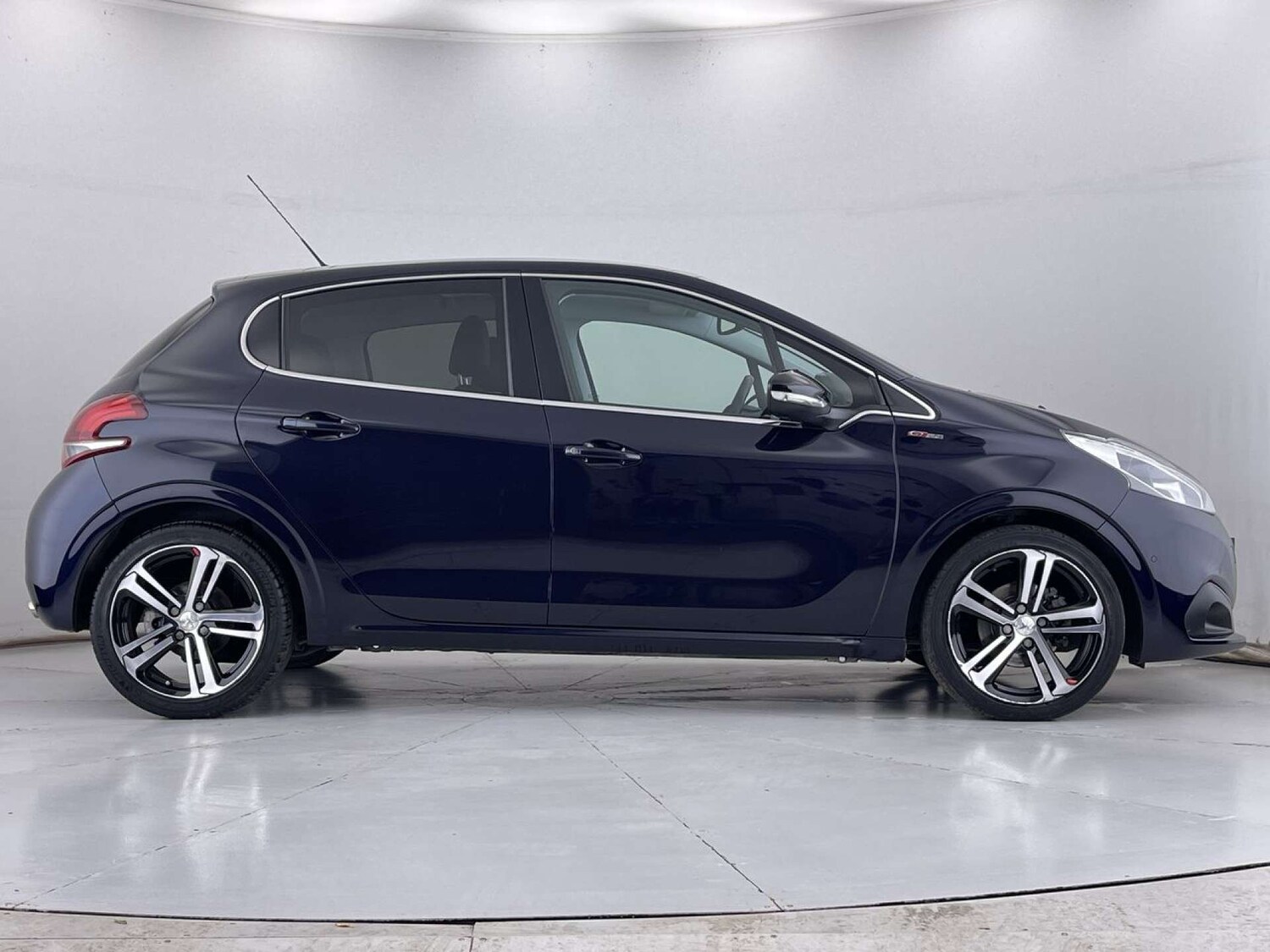 Used Peugeot 208 2018 for sale - 77789744: Photo 15