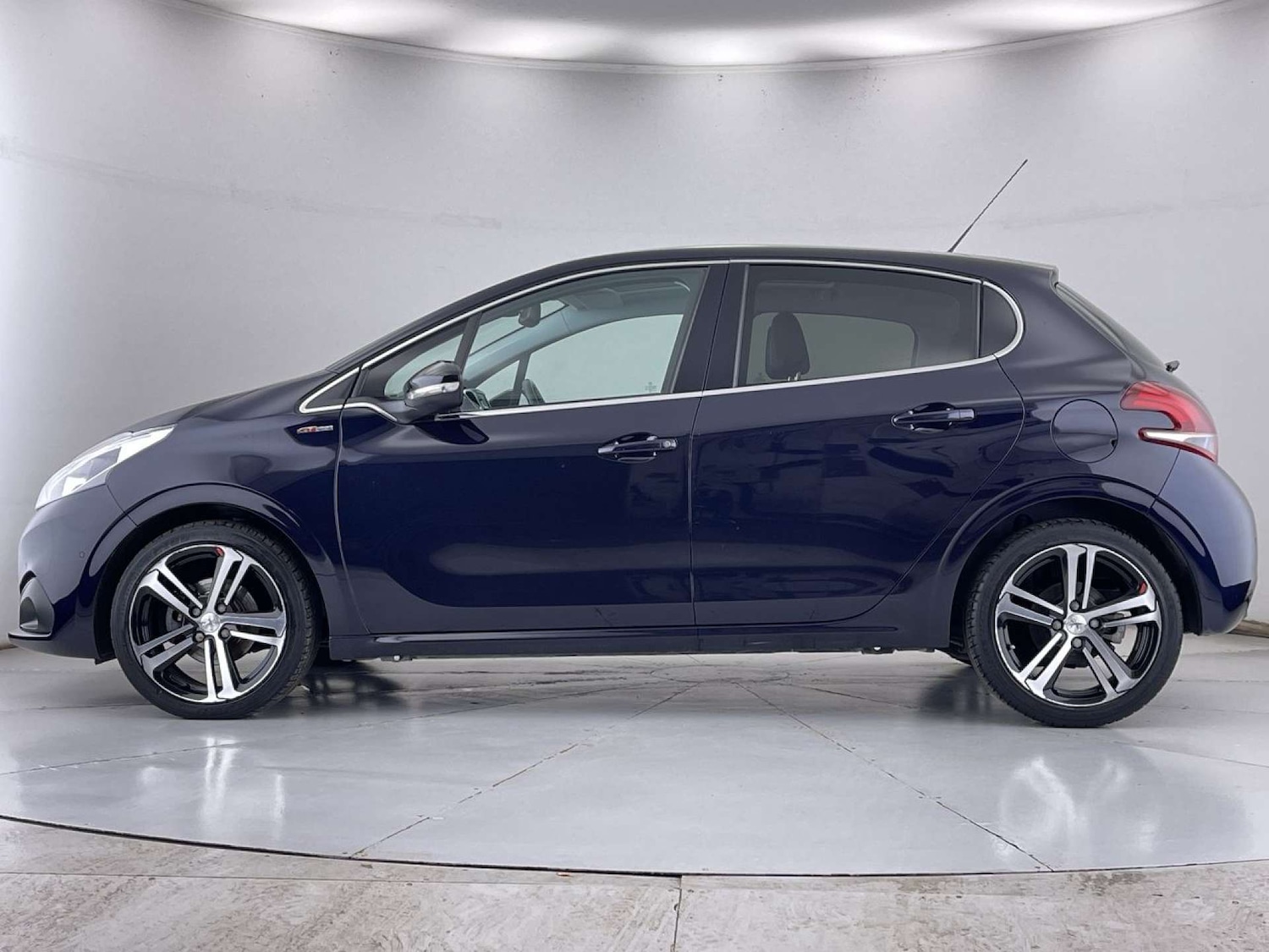 Used Peugeot 208 2018 for sale - 77789744: Photo 16