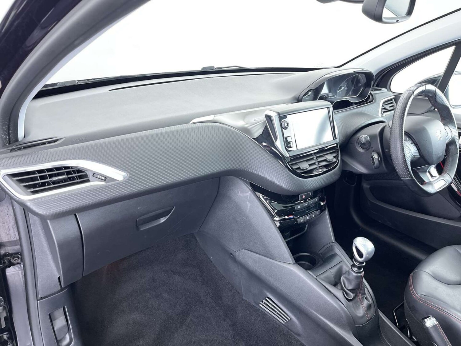 Used Peugeot 208 2018 for sale - 77789744: Photo 32