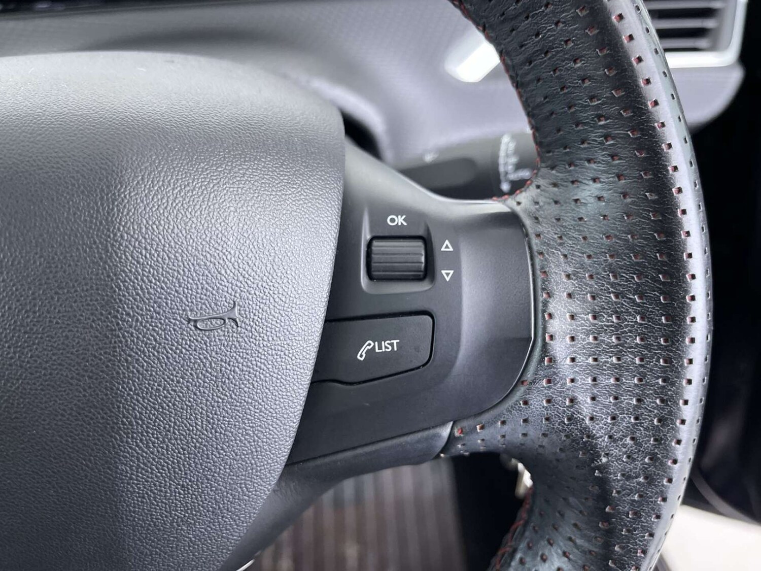 Used Peugeot 208 2018 for sale - 77789744: Photo 52