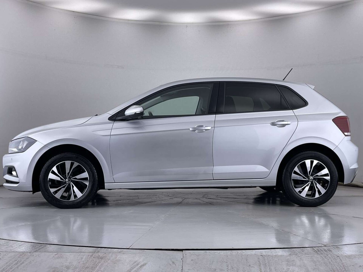 Used Volkswagen Polo 2021 for sale - 77035675: Photo 16