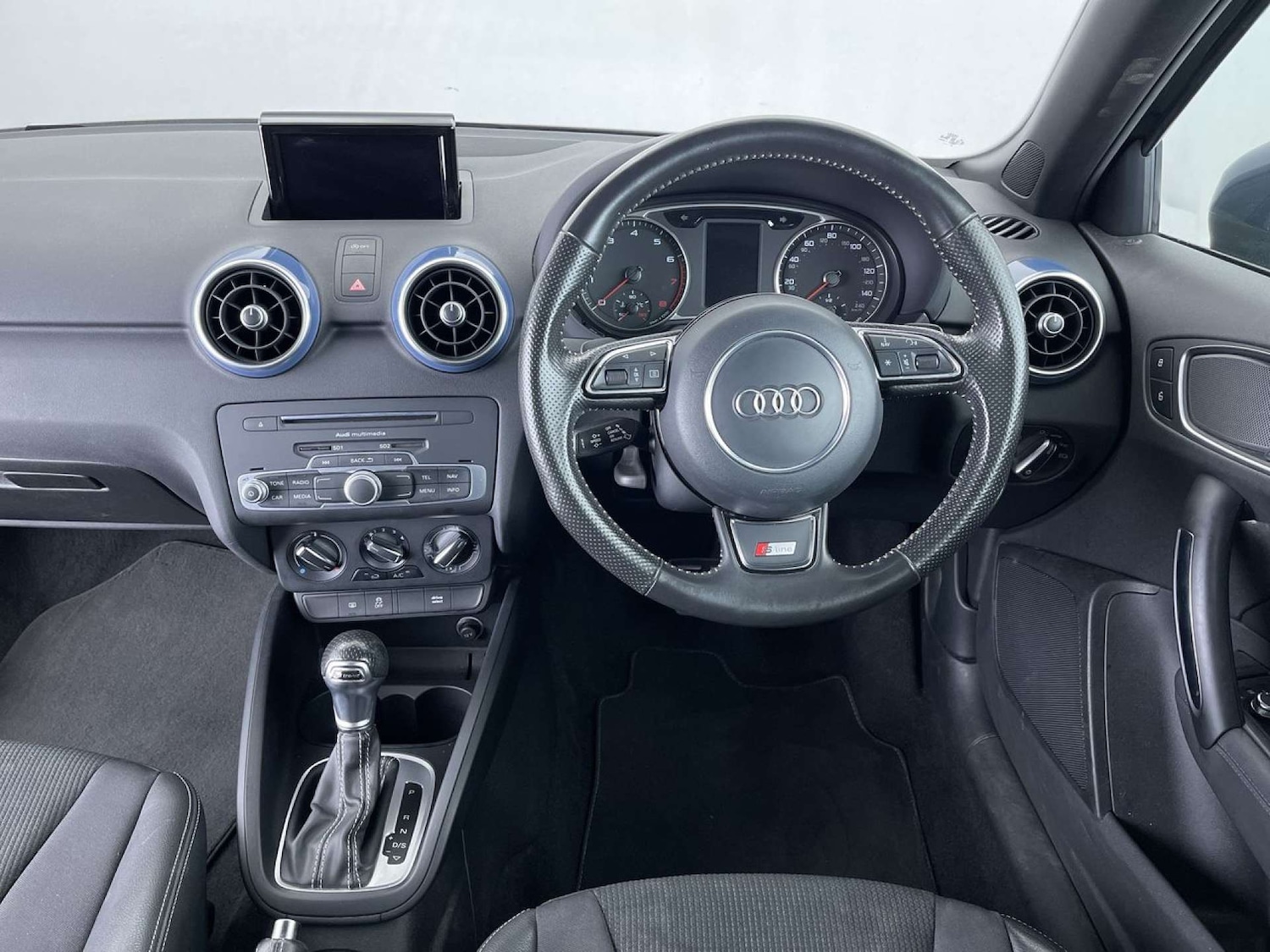 Used Audi A1 2017 for sale - 76602060: Photo 33