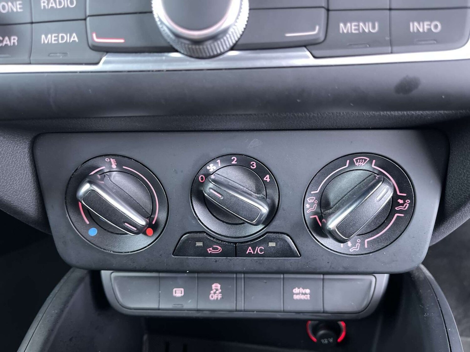 Used Audi A1 2017 for sale - 76602060: Photo 42